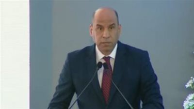 وزير العمل: وظائف ستختفي وأخرى ستظهر.. ومنصة وطنية جديدة لتنظيم سوق العمل - الخليج الان