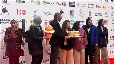 بالتورتة والأيس كريم.. متدربو ورشة التروكاج على ريد كاربت ختام مهرجان الإسكندرية للفيلم القصير - الخليج الان