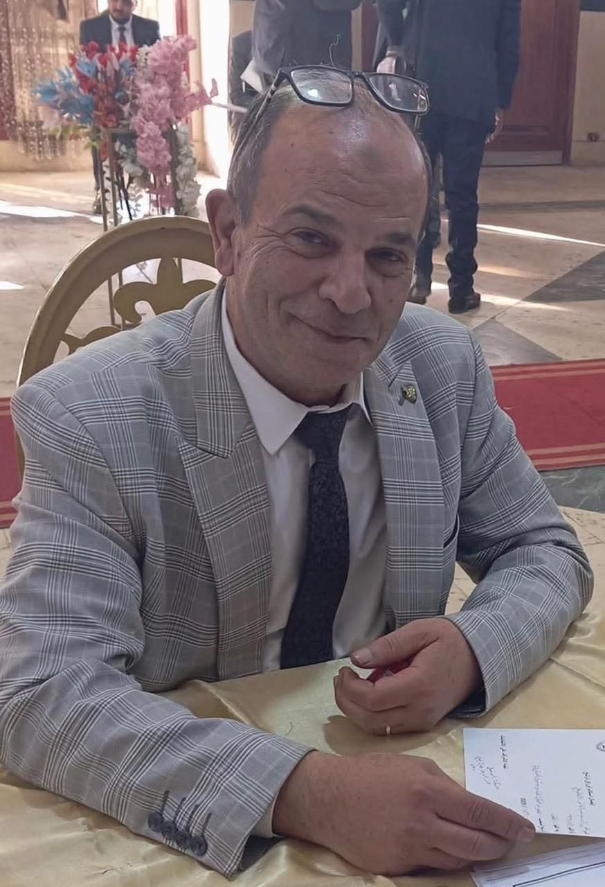 وفاة مفاجئة لنقيب محامي بلقاس الأسبق داخل المحكمة وشُييع الجثمان وسط حزن واسع - الخليج الان