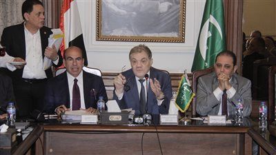 «عُليا الوفد» تقر تشكيل اللجان الإقليمية بالانتخاب.. ورئيس الحزب يؤكد: هيئات المكاتب لن تزيد عن 11 - الخليج الان