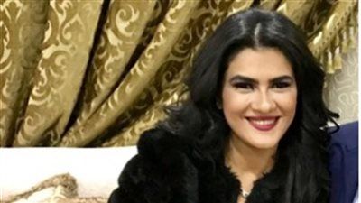 التحقيق مع ياسمينا المصري بتهمة سب نقيب الممثلين - الخليج الان