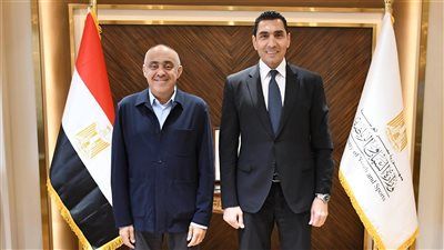 وزير الشباب والرياضة يبحث التعاون مع المتحدة للرياضة - الخليج الان