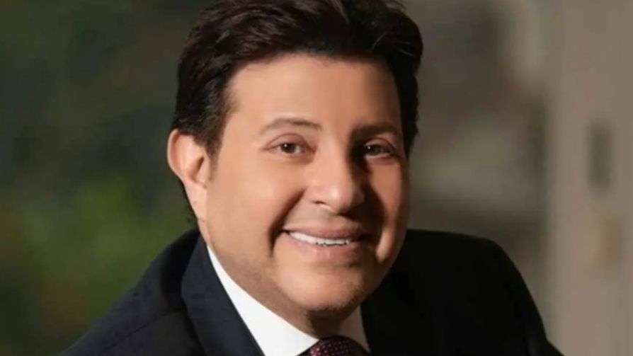 اليوم.. تشييع جنازة الفنان هاني شاكر بمدينة السادس من أكتوبر - الخليج الان