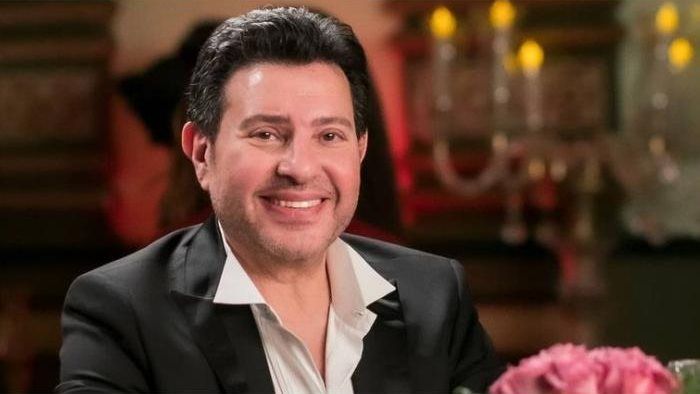 مصطفى كامل يحسم الجدل: عزاء هاني شاكر مفتوح للجميع بدون QR Code - الخليج الان
