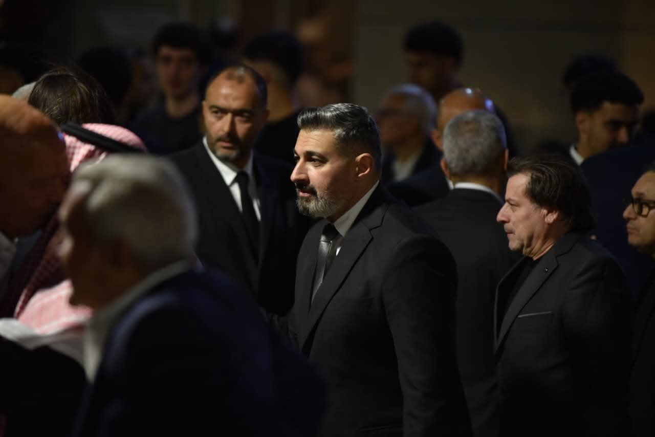 يسرا وكريم عبد العزيز وزينة.. حضور مهيب من نجوم الفن في عزاء هاني شاكر - الخليج الان