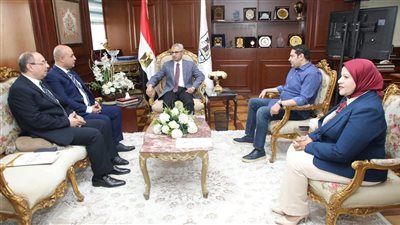 محافظ بني سويف يبحث تعزيز التعاون مع مؤسسة "أولاد الخير" لدعم المبادرات التنموية والخدمية - الخليج الان