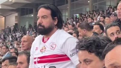 الأهلي يتقدم ببلاغ للنائب العام ضد مدحت عبد الهادي بسبب تطاوله على النادي (خاص) - الخليج الان
