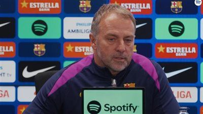 هانز فليك يشعل الكلاسيكو: نلعب بطريقتنا ولا نهتم بالمنافس ونريد حسم لقب الدوري أمام ريال مدريد - الخليج الان