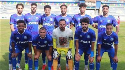 بعد الهبوط للقسم الثاني.. أسوان يغرق في الأزمات شيكات بدون رصيد وحكم قضائي منتظر والبحث عن حل ودي مع اللاعبين - الخليج الان