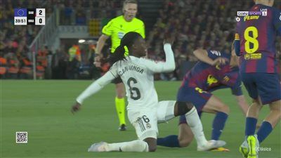 ريال مدريد.. ملخص اهداف ونتيجة مباراة ريال مدريد ضد برشلونة في الدوري الإسباني بعد مرور 45 دقيقة - الخليج الان