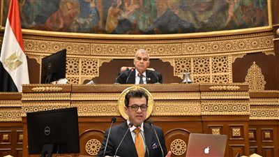 إيهاب زكريا: مصر للطيران تواجه منافسة شرسة وتحتاج لتحديث شامل للأسطول - الخليج الان