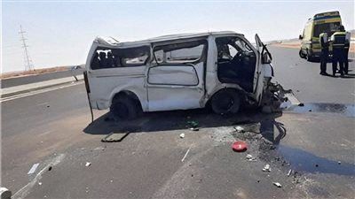 مصرع شخصين وإصابة 4 بينهم طفلان في تصادم مروع بالوادي الجديد - الخليج الان