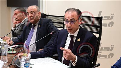 البرلمان يفتح ملف أدوية نفقة الدولة وأدوية مرضى الكلى.. ورئيس صحة النواب: لا بد من محاسبة المسؤول عن تأخر وصول العلاج للمرضى - الخليج الان