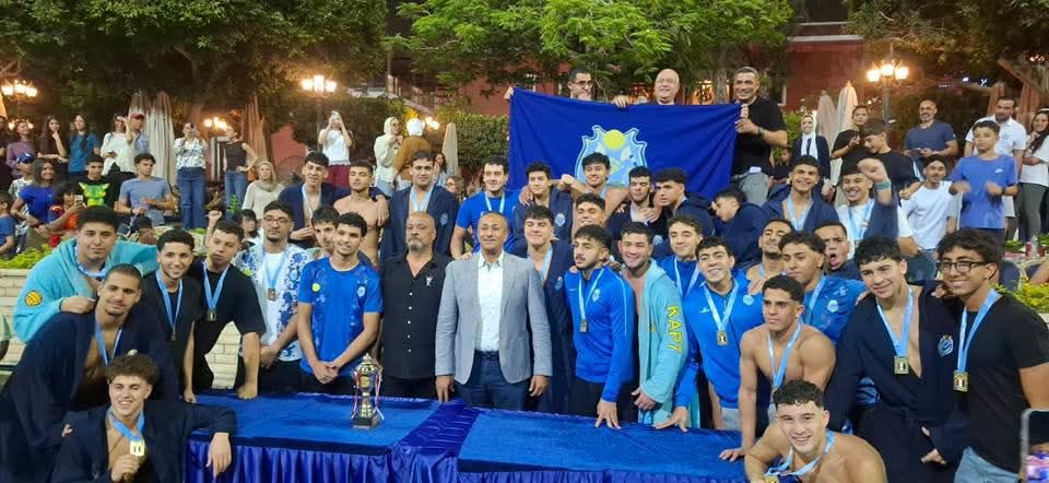 بحضور نادر عبده.. هليوبوليس يتوج ببطولة الجمهورية لكرة الماء مواليد 2009 - الخليج الان