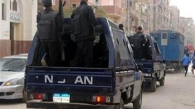سابه بين الحياة والموت.. الداخلية تكشف لغز دهس شاب بسيارة نقل في بورسعيد - الخليج الان