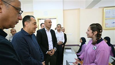 رئيس الوزراء يزور مجمع مدارس الجمهورية الجديدة ببولاق الدكرور - الخليج الان
