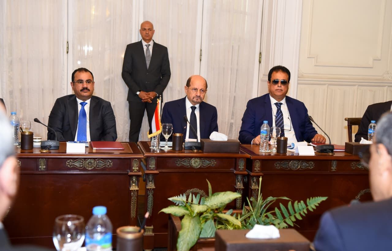 ​«الحوار الاستراتيجي المصري اليمني».. توافق حاسم على رفض عسكرة البحر الأحمر وحماية الملاحة - الخليج الان