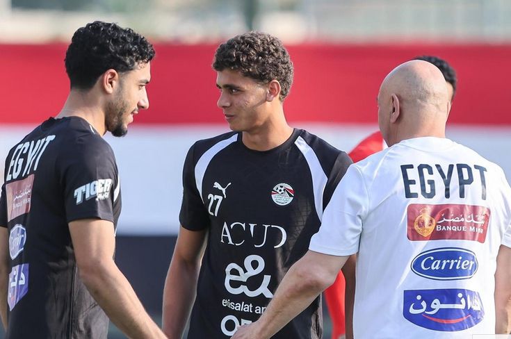 قبل مواجهة روسيا.. انضمام عمر مرموش وحمزة عبد الكريم لمعسكر منتخب مصر - الخليج الان