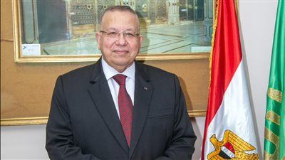 نقيب الأشراف يهنئ خادم الحرمين وولي العهد بنجاح موسم الحج - الخليج الان