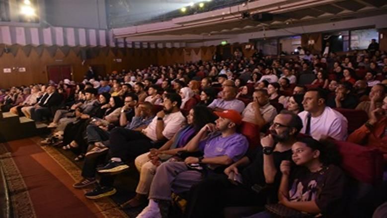 كامل العدد.. تفاصيل انطلاق عرض مسرحية التياترو لـ نور محمود - الخليج الان