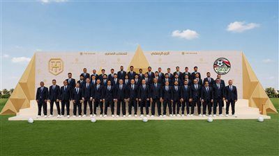 قبل الإقلاع إلى أمريكا.. جلسة تصوير رسمية لمنتخب مصر استعدادًا لكأس العالم - الخليج الان