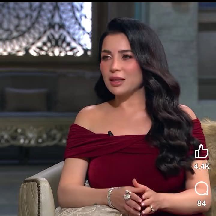 "لقيت فيه أمان والدتي".. مي عز الدين تكشف كواليس تعارفها على زوجها - الخليج الان