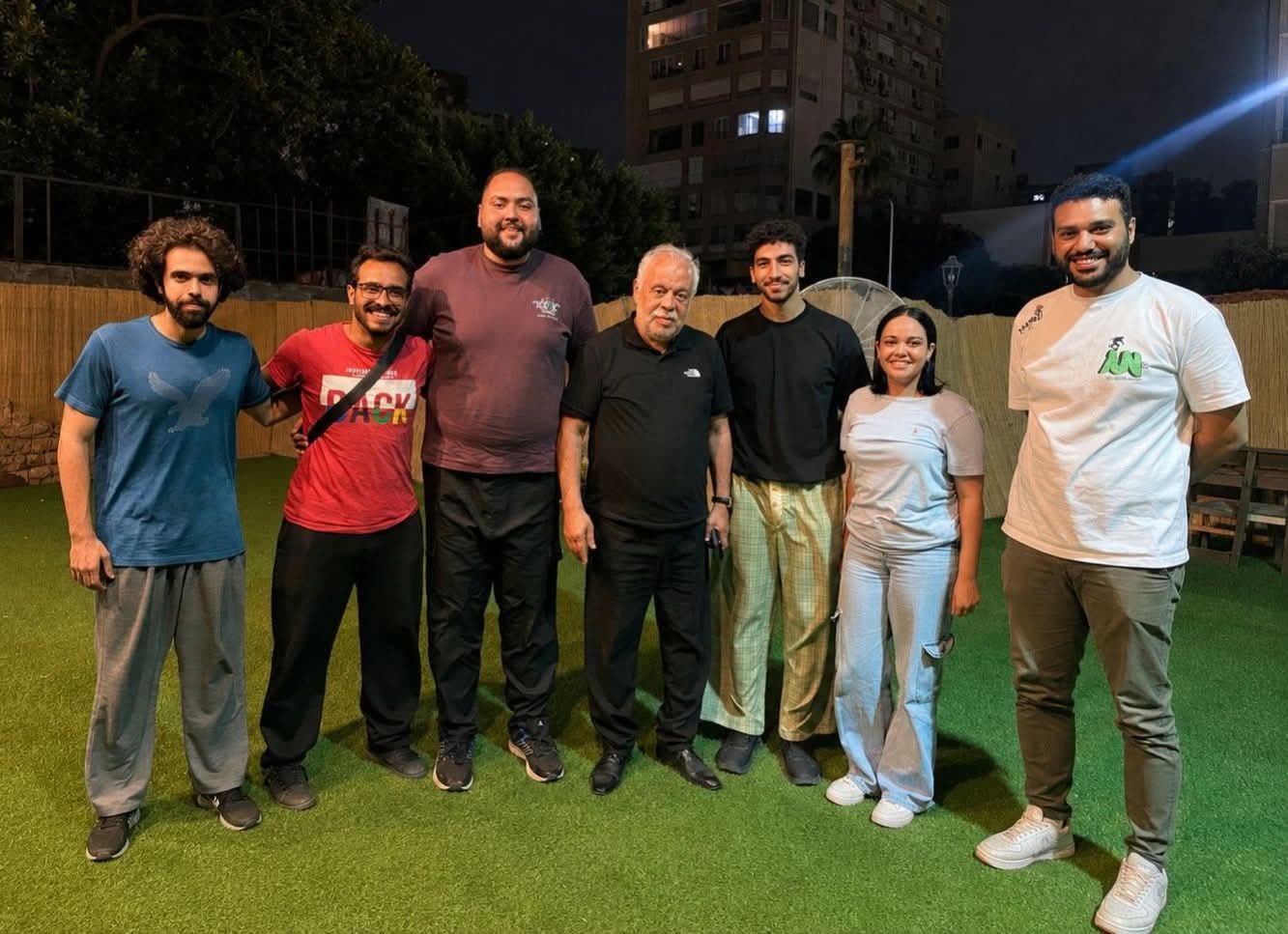 فريق مسرح جامعة العاصمة يعتذر ويؤكد: ما تم تداوله من منع العرض المسرحي غير صحيح - الخليج الان