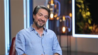 حلقة مميزة.. محمد القس ضيف برنامج ON SET في هذا الموعد - الخليج الان