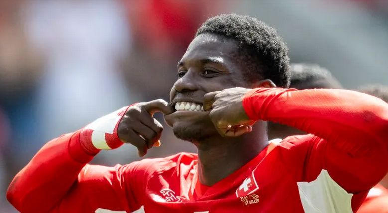أزمة سفر تؤجل انضمام بريل إمبولو لبعثة منتخب سويسرا قبل كأس العالم - الخليج الان