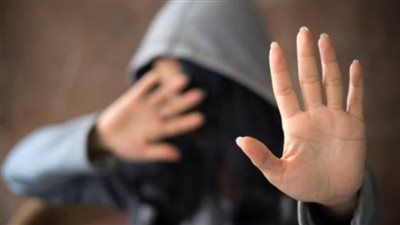 لماذا البعض يعاقب من فضح الجرم ويترك من فعله؟ من يدفع الثمن الآن - الخليج الان