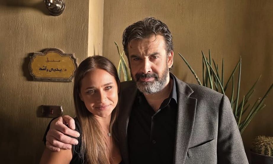 من أمام منزل يحيى راشد.. الصورة الأولى لـ كريم عبد العزيز ونيللي كريم من كواليس فيلم الفيل الازرق 3 - الخليج الان