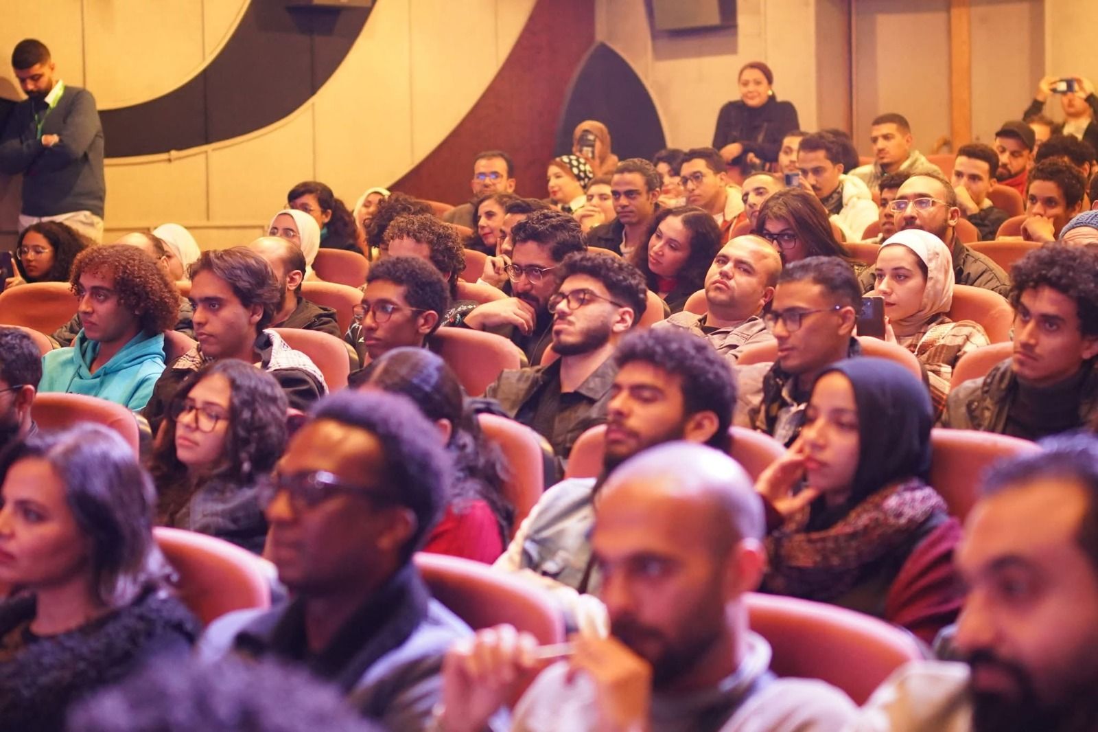 بعد نجاح الدورة السابعة.. مهرجان القاهرة الدولي للفيلم القصير يخطط للتوسع في قاعات العرض - الخليج الان