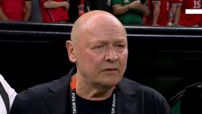 ميروسلاف كوبيك مدرب منتخب التشيك يدخل تاريخ كأس العالم كأكبر مدرب يقود مباراة في المونديال بعمر 74 عامًا و9 أشهر - الخليج الان