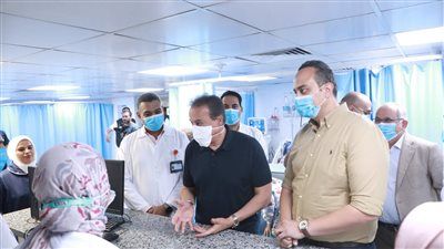وزير الصحة يتفقد مركز أورام المنيا ومستشفى التأمين الصحي استعداداً لبدء التشغيل التجريبي لمنظومة التأمين الصحي الشامل - الخليج الان