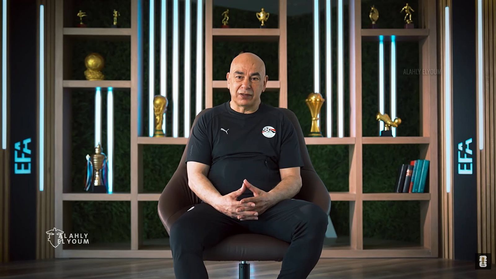 حسام حسن: كرة القدم حياة المصريين.. ومحمد صلاح من أفضل لاعبي العالم وأتمنى أن يحطم أرقامي - الخليج الان