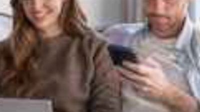هل تغيرت قواعد العشق في 2026..كيف تحمي قلبك في عصر السوشيال ميديا؟ - الخليج الان