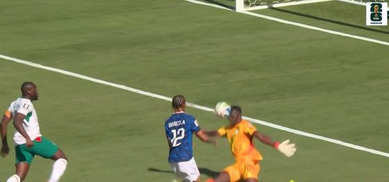منتخب فرنسا.. برادلي باركولا يسجل الهدف الثاني لـ منتخب فرنسا في مرمى السنغال بكأس العالم 2026 - الخليج الان