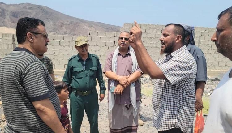 الداؤودي: يؤكد على معالجة مشكلة ضعف وانقطاعات المياه بمنطقة فقم في مديرية البريقة