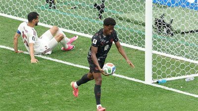كندا ضد قطر.. جوناثان ديفيد يسجل هاتريك تاريخي ويقود كندا لفوز ساحق على قطر (0/6) في كأس العالم 2026 - الخليج الان