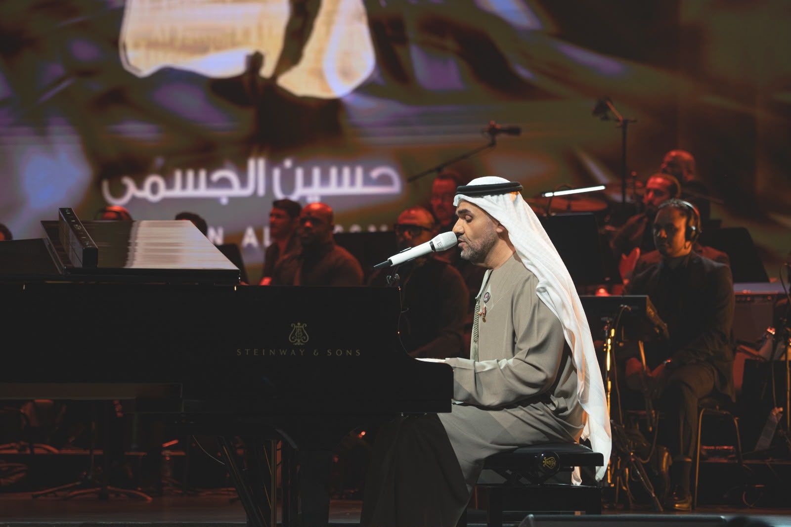 حسين الجسمي يدخل تاريخ المغرب من بوابة المسرح الملكي بالرباط في ليلة فنية استثنائية - الخليج الان