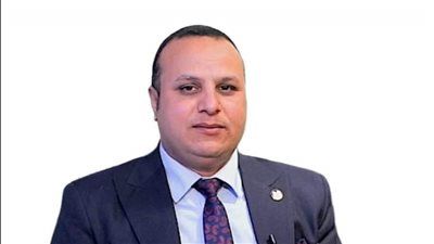 لماذا يقع المتفوقون في أخطاء داخل لجنة الامتحان؟.. خبير تربوي يكشف الأسباب الخطيرة وراء فقدان الدرجات - الخليج الان