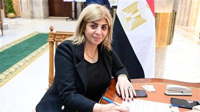 ضرورة المتابعة الدورية وإجراء التحاليل اللازمة.. النائبة أميرة فؤاد تحذر من تناول بعض الأدوية النفسية دون إشراف طبي - الخليج الان