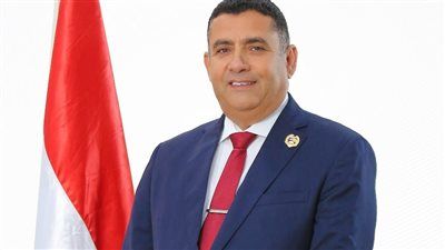أسامة مدكور يطالب بخطة عاجلة لتعميق الصناعة ودعم المشروعات الصغيرة لتقليص الواردات وزيادة الصادرات - الخليج الان