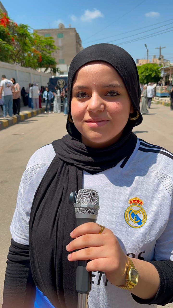 سهل جدا .. تباين آراء طلاب الثانوية العامة بعد أداء امتحان الفرنساوي في كفرالشيخ - الخليج الان