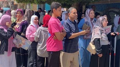 وكيل تعليم المنيا.. 33 الف طالب أدو امتحانات اللغة الأجنبية الثانية دون معوقات - الخليج الان