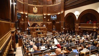 انطلاق الجلسة العامة للشيوح لمناقشة طلبات مناقشة عامة حول تعميق الصناعة المصرية ودعم المشروعات المتوسطة - الخليج الان