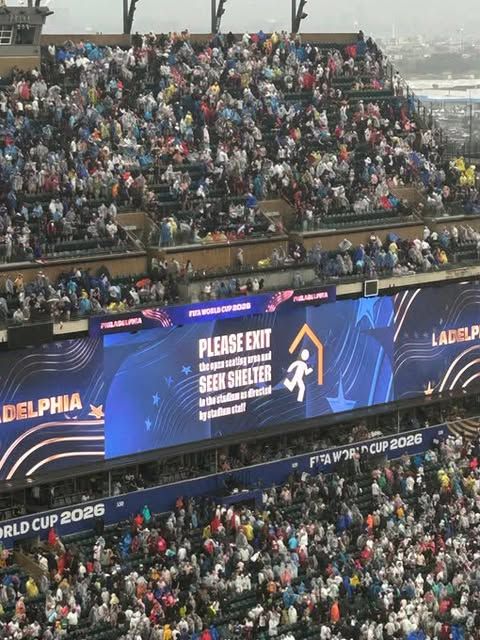 فرنسا ضد العراق.. عاصفة رعدية تربك مباراة فرنسا والعراق في كأس العالم 2026 وتحذيرات عاجلة داخل الملعب - الخليج الان
