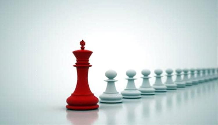 بثقة واحترافية.. كيف يتخذ المدير الناجح قراراته في الأوقات الحرجة؟