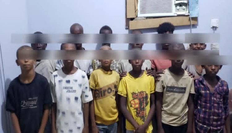 عدن.. شرطة دار سعد تفكك عصابة أحداث متخصصة بسرقة المحلات والأحواش