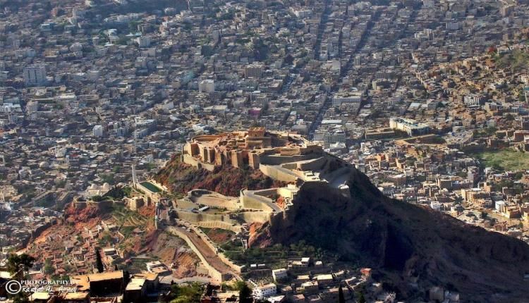 دعوة لأبناء تعز لقطع الطرقات بإحراق الزيوت لإعاقة أي تقدم حوثي تجاه المدينة